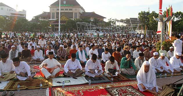 Shalat Idul Adha Berlangsung Khusyuk